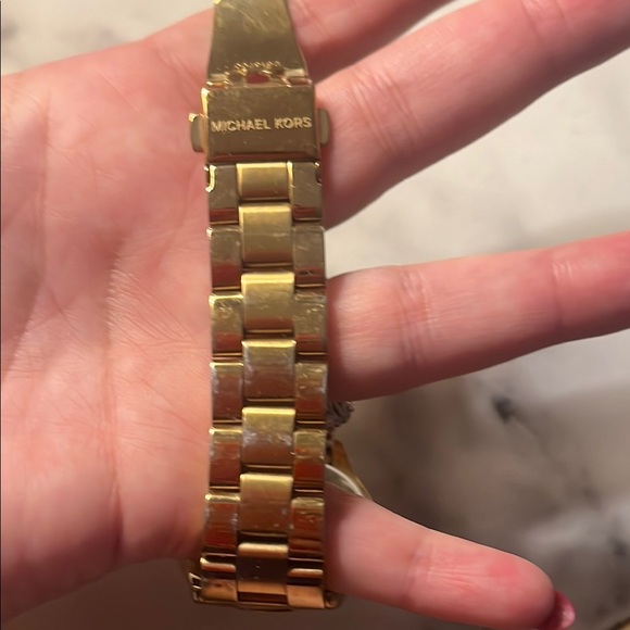 Michael Kors Gold Watch - Picture 2 of 4